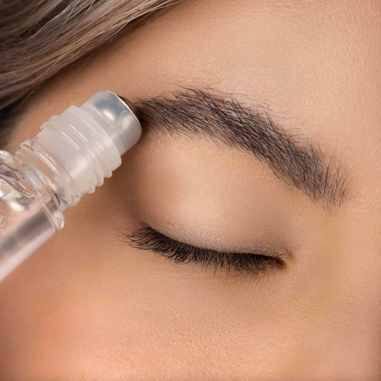 Huile Cristal - Stimulates Eyelash and Eyebrow Growth